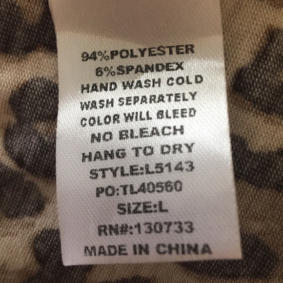 Umgee Cheetah Print Long Puff Sleeve Dress NWT - Picture 6 of 6